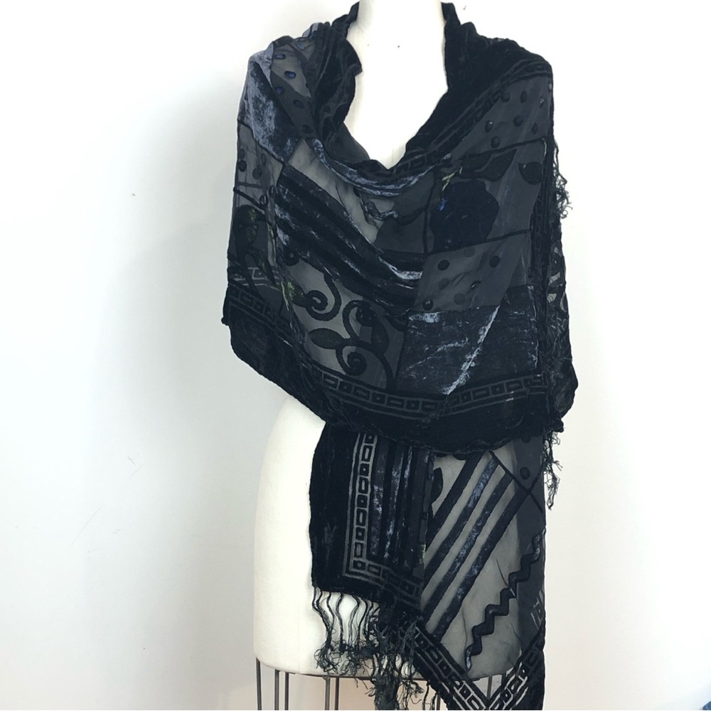 Elegant Black Velvet Scarf